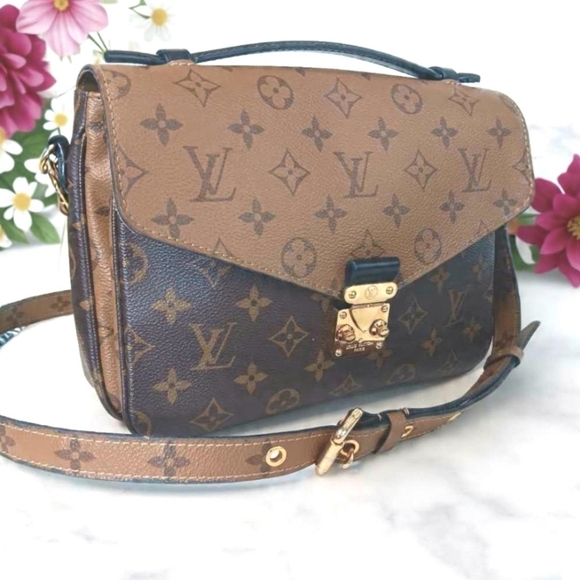 ​🌟 LOUIS VUITTON POCHETTE MÉTIS REVERSE MONOGRAM MM 🌟 - Picture 5 of 16
